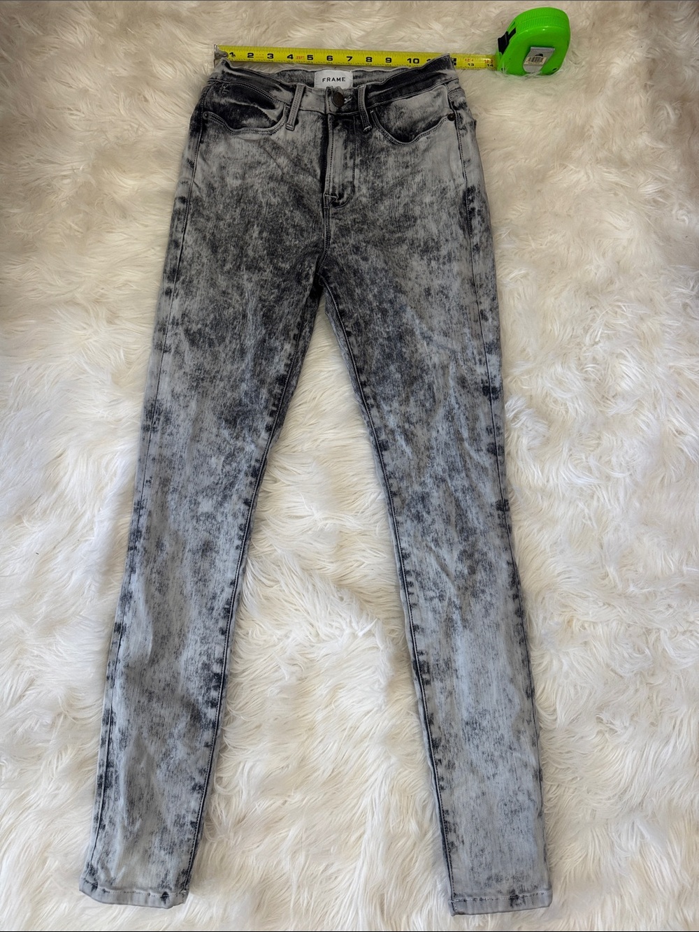 ⭐️ Frame Denim Women's Black & White Acid-Wash Skinny Jeans